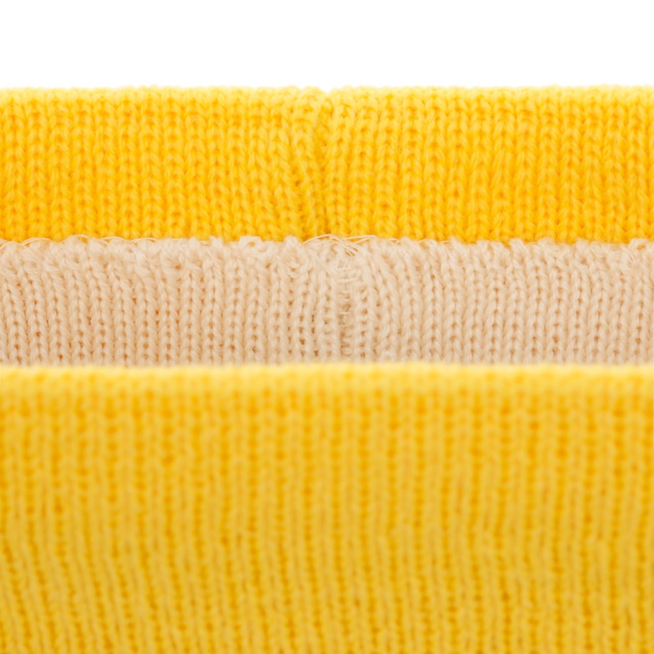 jaune