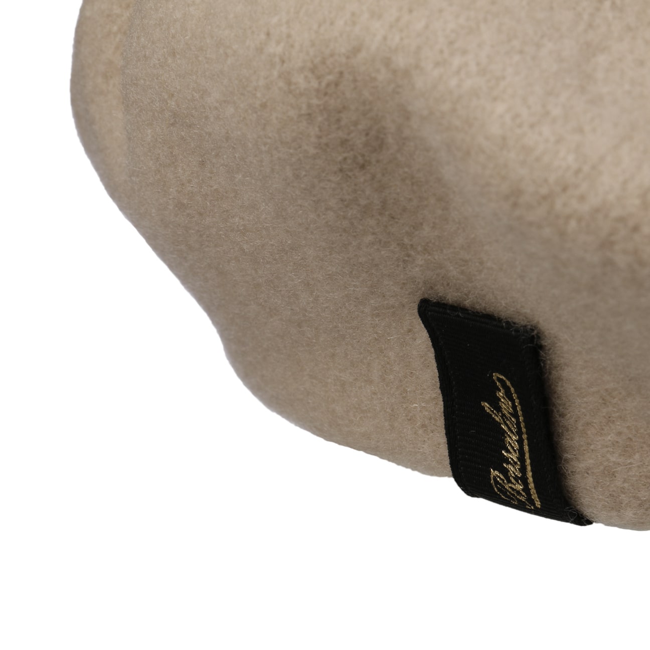 beige-mouchete