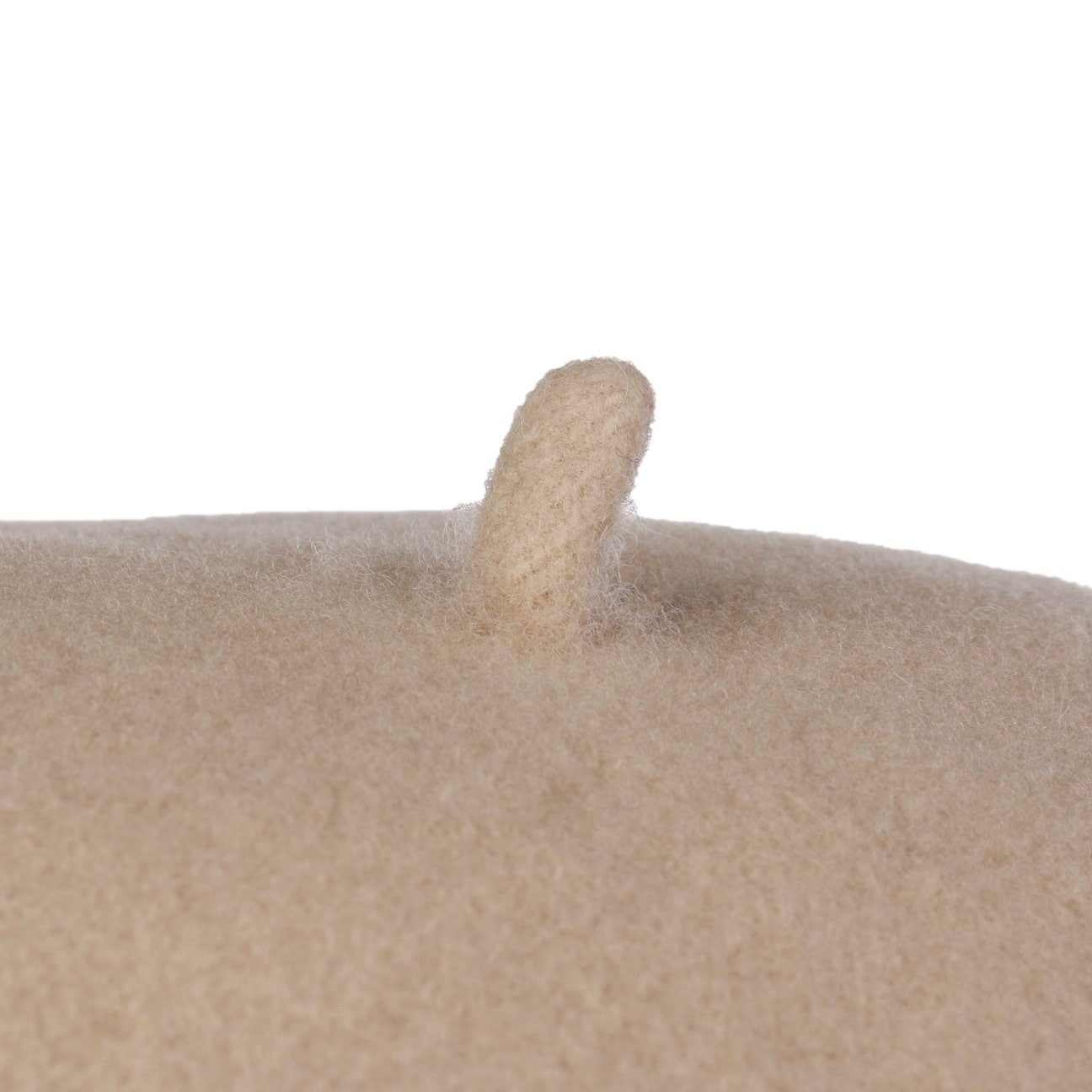 beige-mouchete