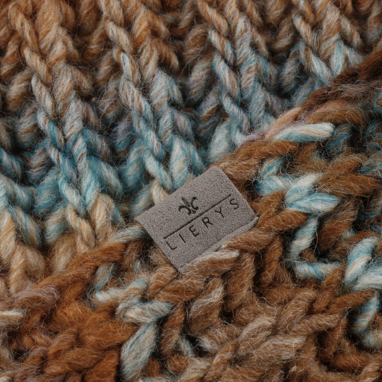 marron-bleu