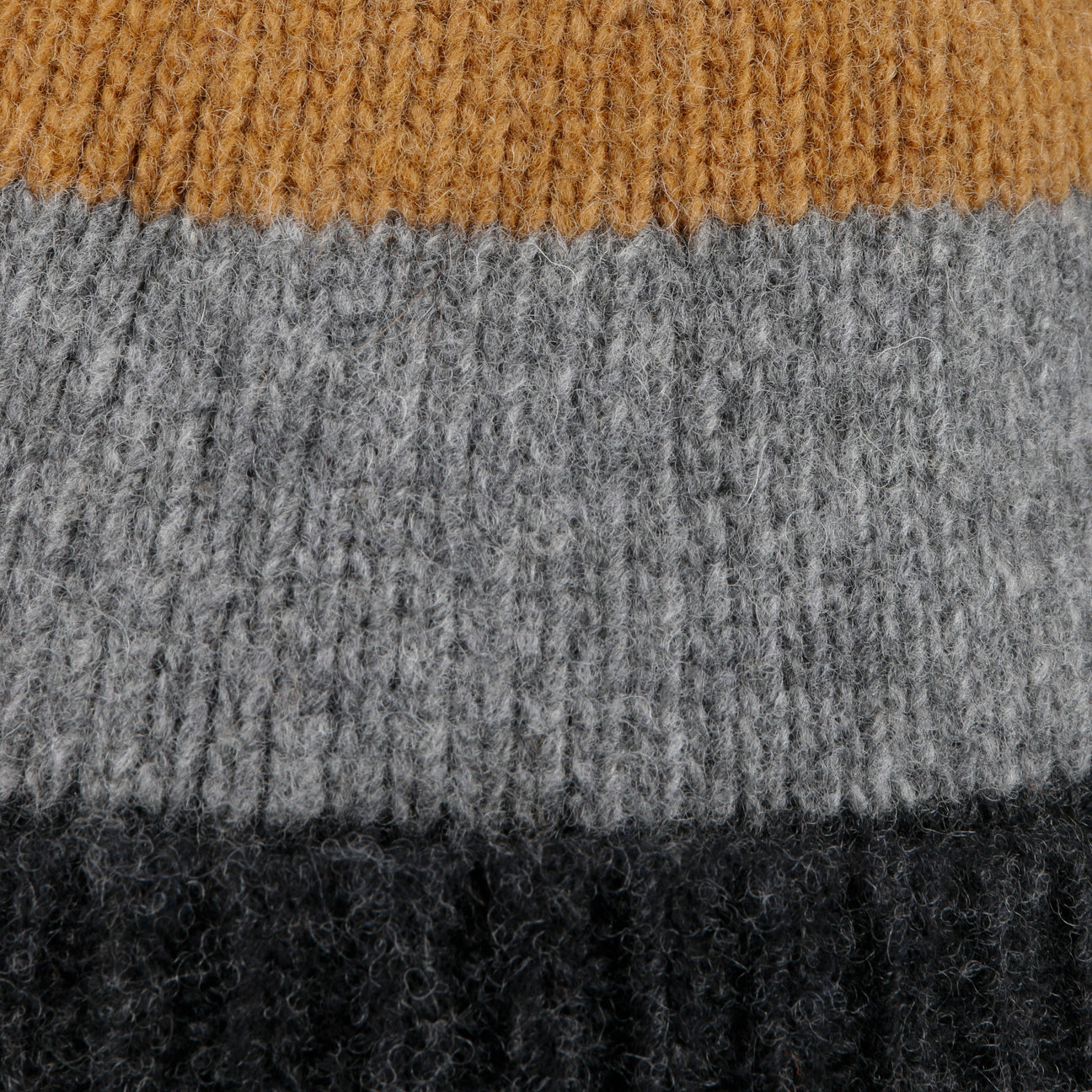 gris fonce