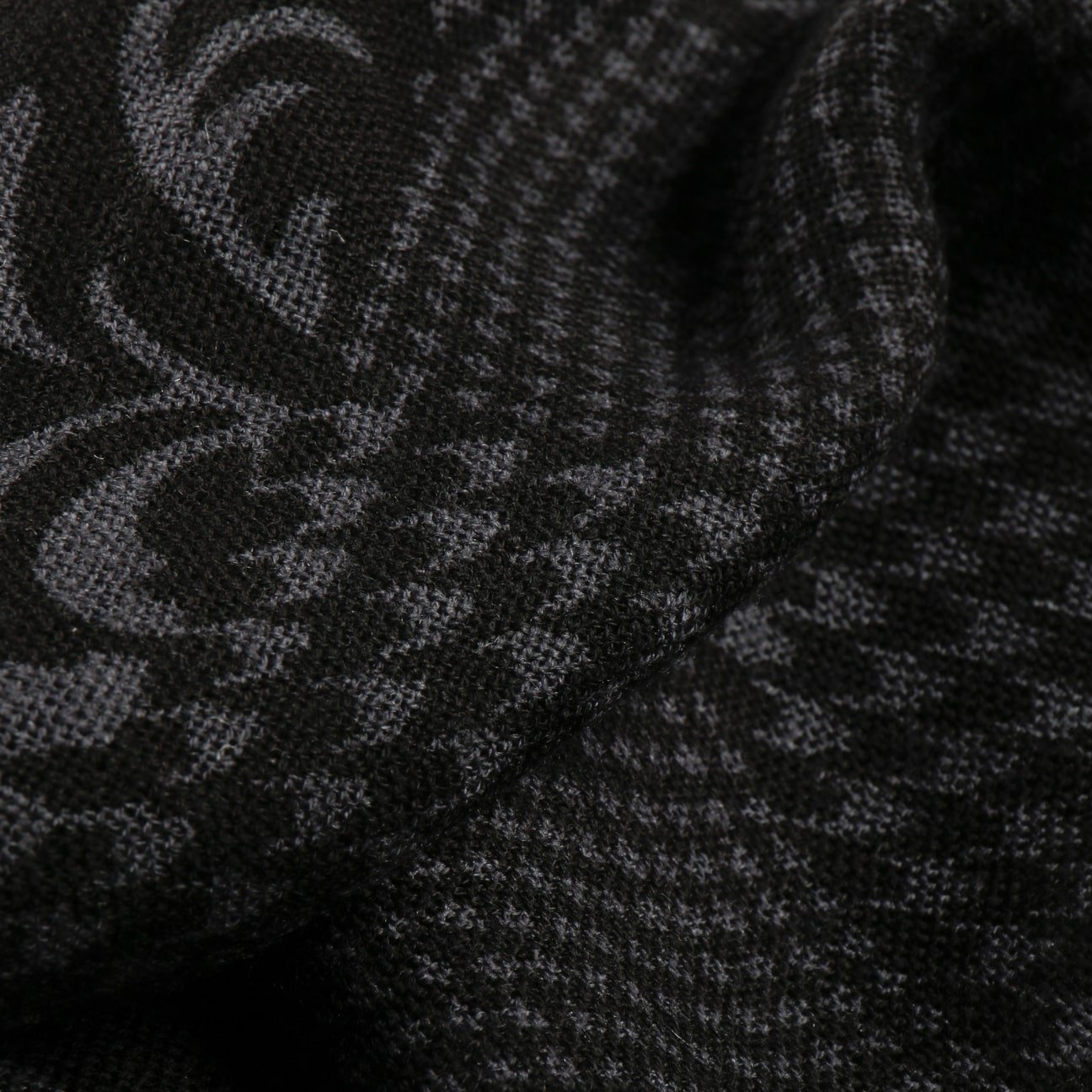 noir-gris