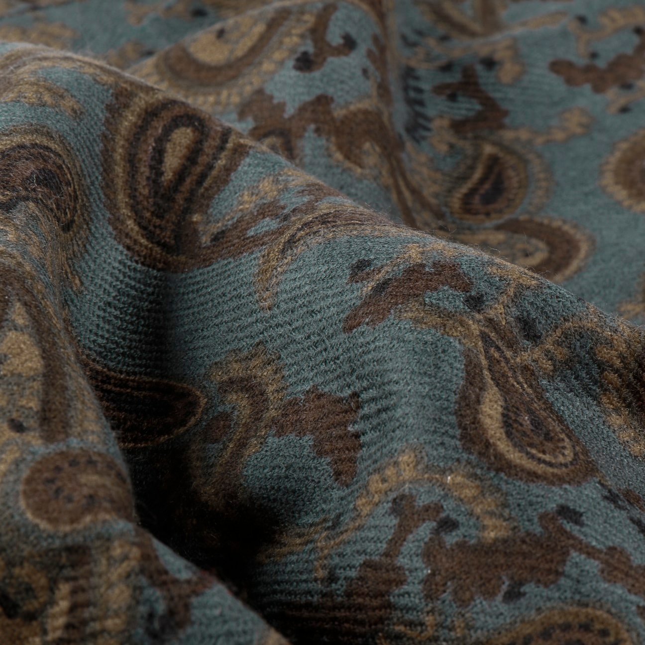 marron-gris