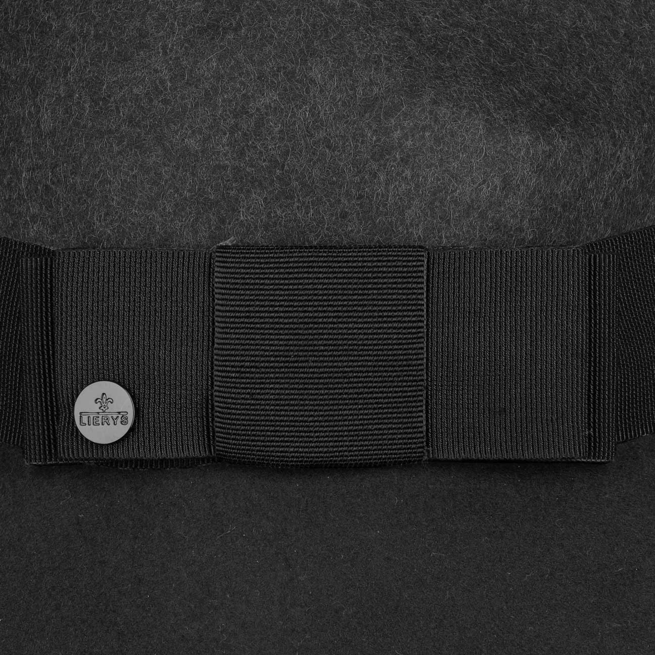 anthracite-noir