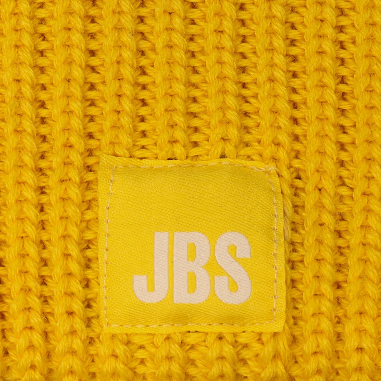 jaune